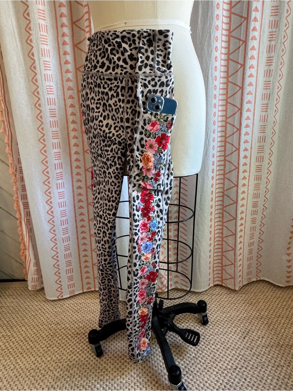 Johnny Was Active Leopard Floral Leggings - Picture 4 of 10